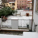 Podkrovi V Kabinetu Cb Apartment Budweis