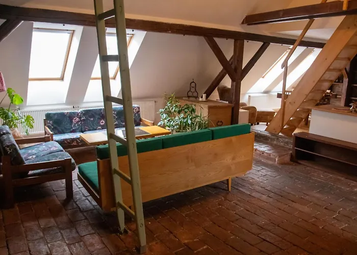 Podkrovi V Kabinetu Cb