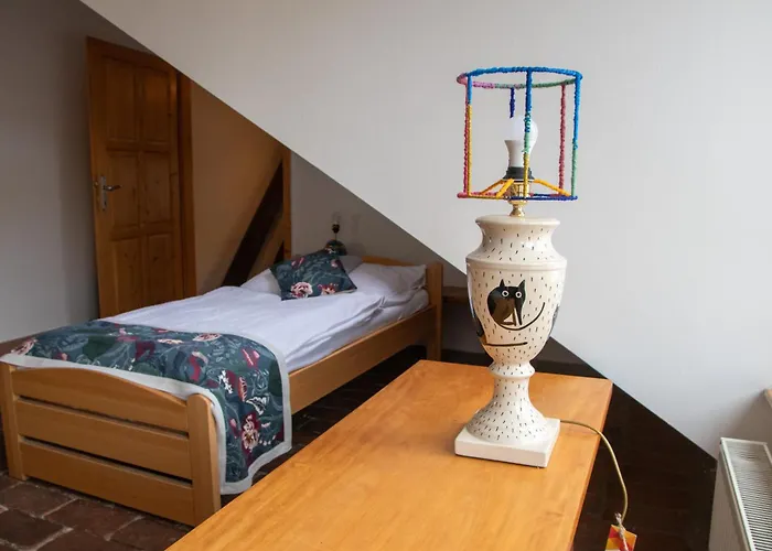 Podkrovi V Kabinetu Cb * 체스케부데요비체